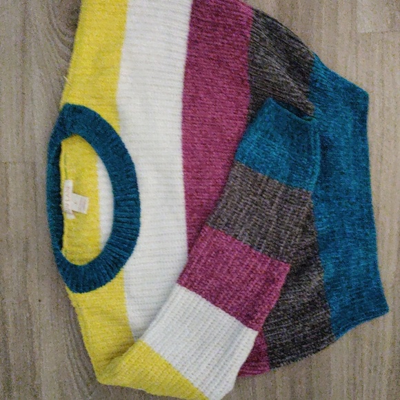 Colorful crop sweater - Picture 3 of 3